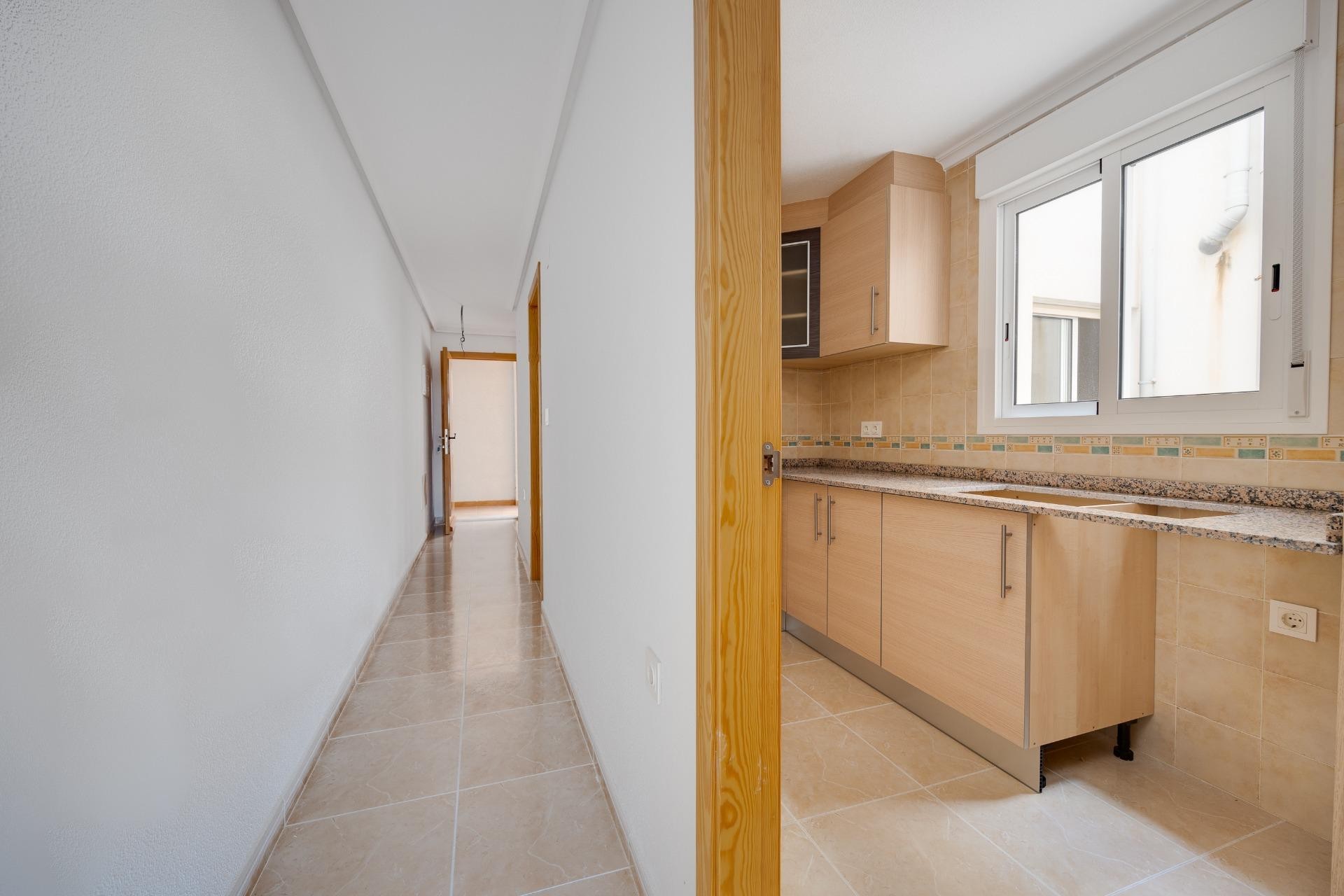 Återförsäljning - Apartment -
San Fulgencio - centro