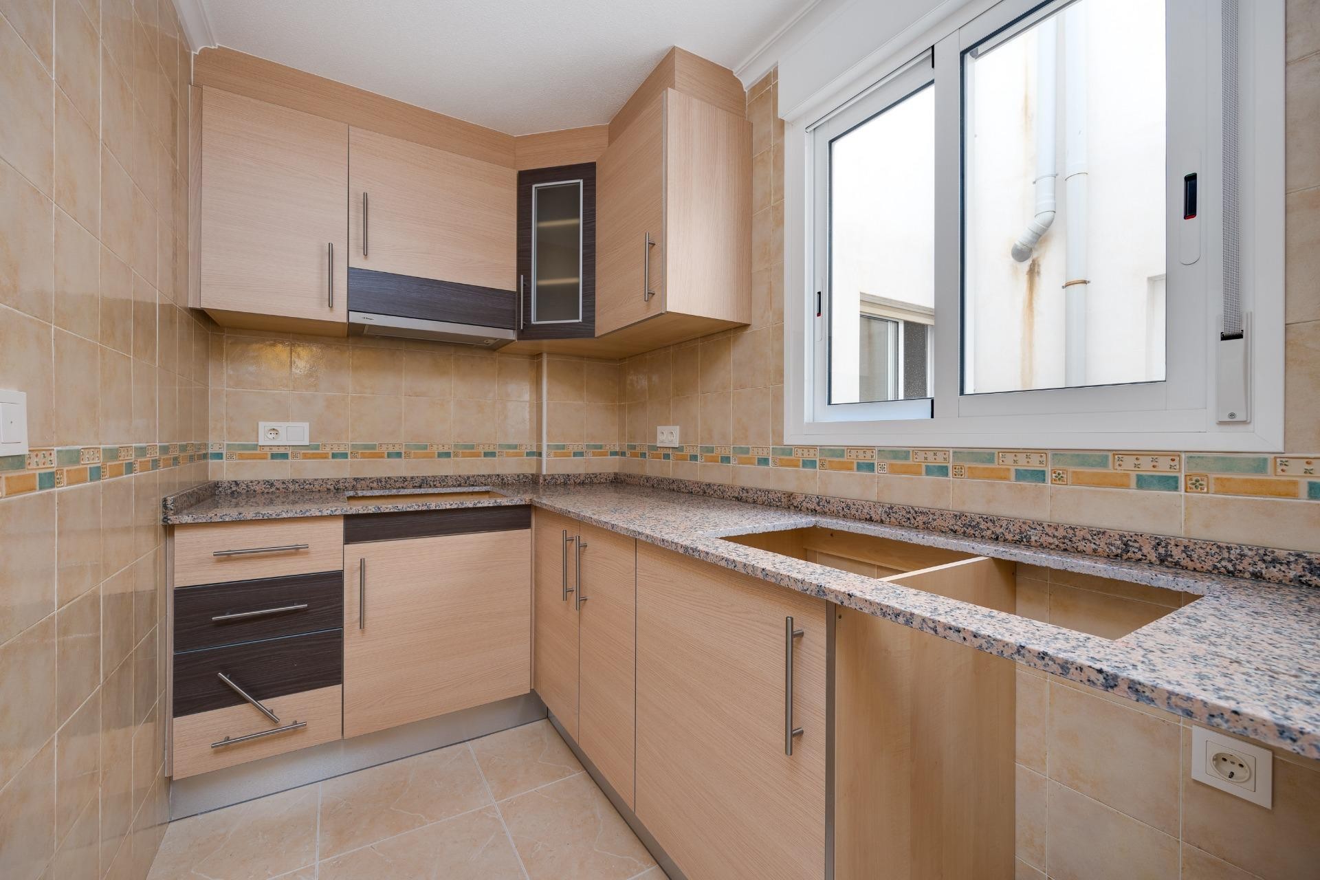 Återförsäljning - Apartment -
San Fulgencio - centro