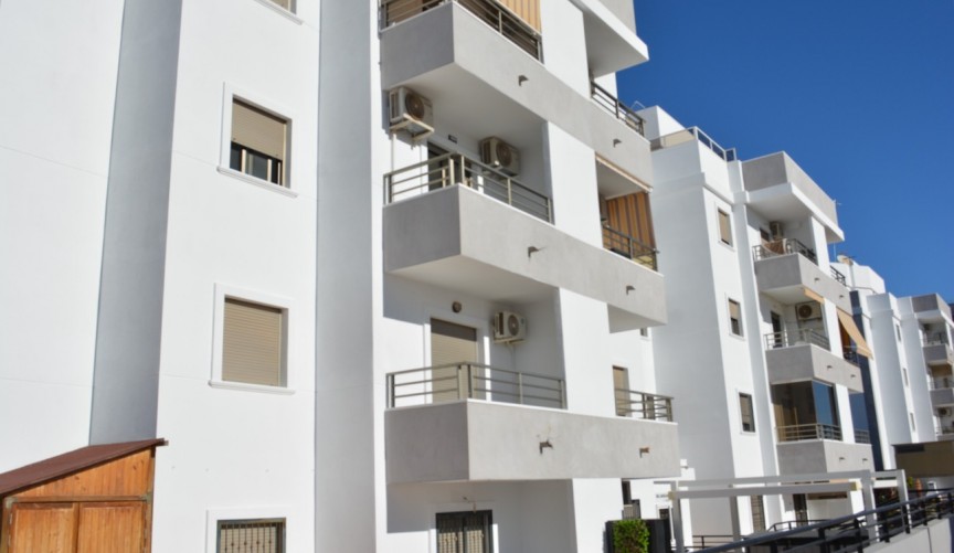 Återförsäljning - Apartment -
San Miguel de Salinas - Costa Blanca