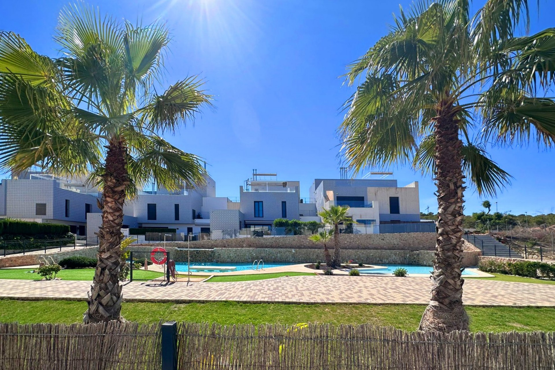 Återförsäljning - Apartment -
San Miguel de Salinas - Inland