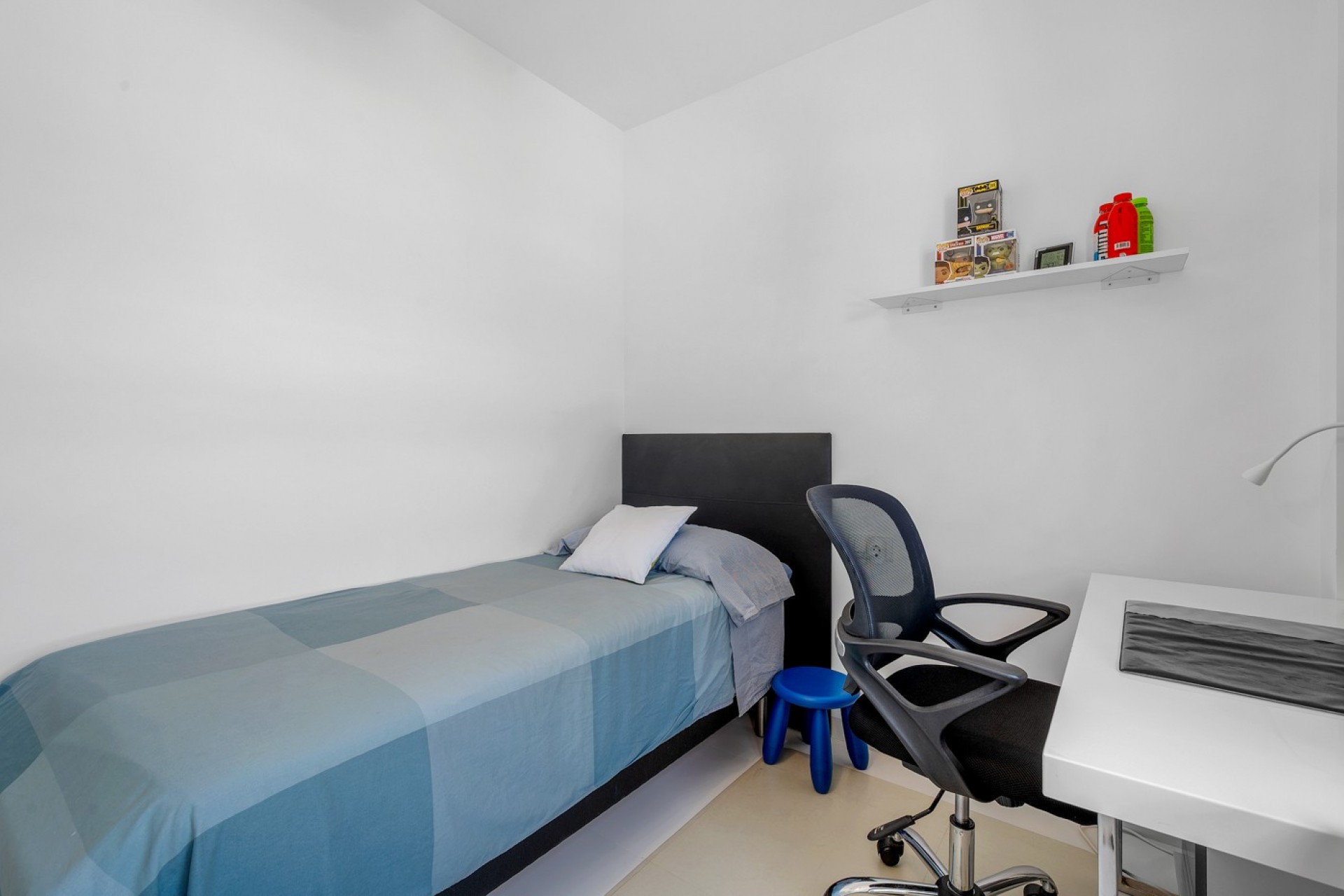 Återförsäljning - Apartment -
San Miguel de Salinas - Inland