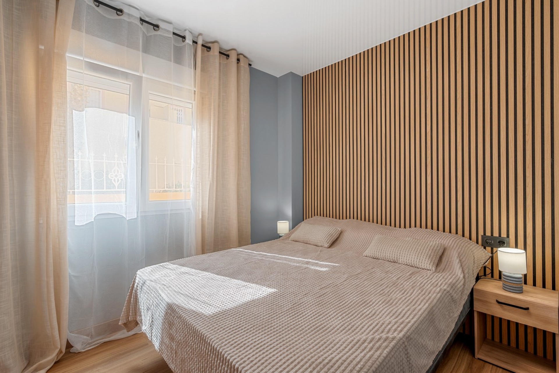 Återförsäljning - Apartment -
San Miguel de Salinas - Inland