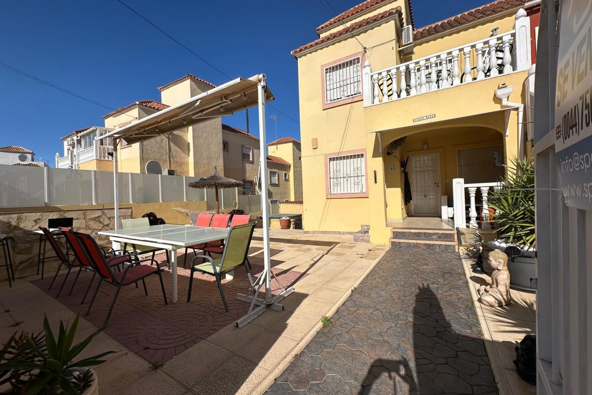 Återförsäljning - Apartment -
San Miguel de Salinas - Inland