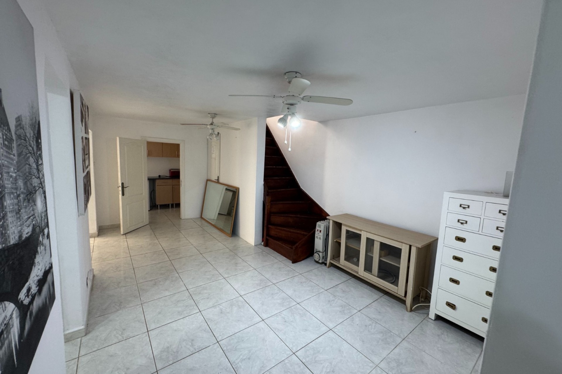 Återförsäljning - Apartment -
San Miguel de Salinas - Inland