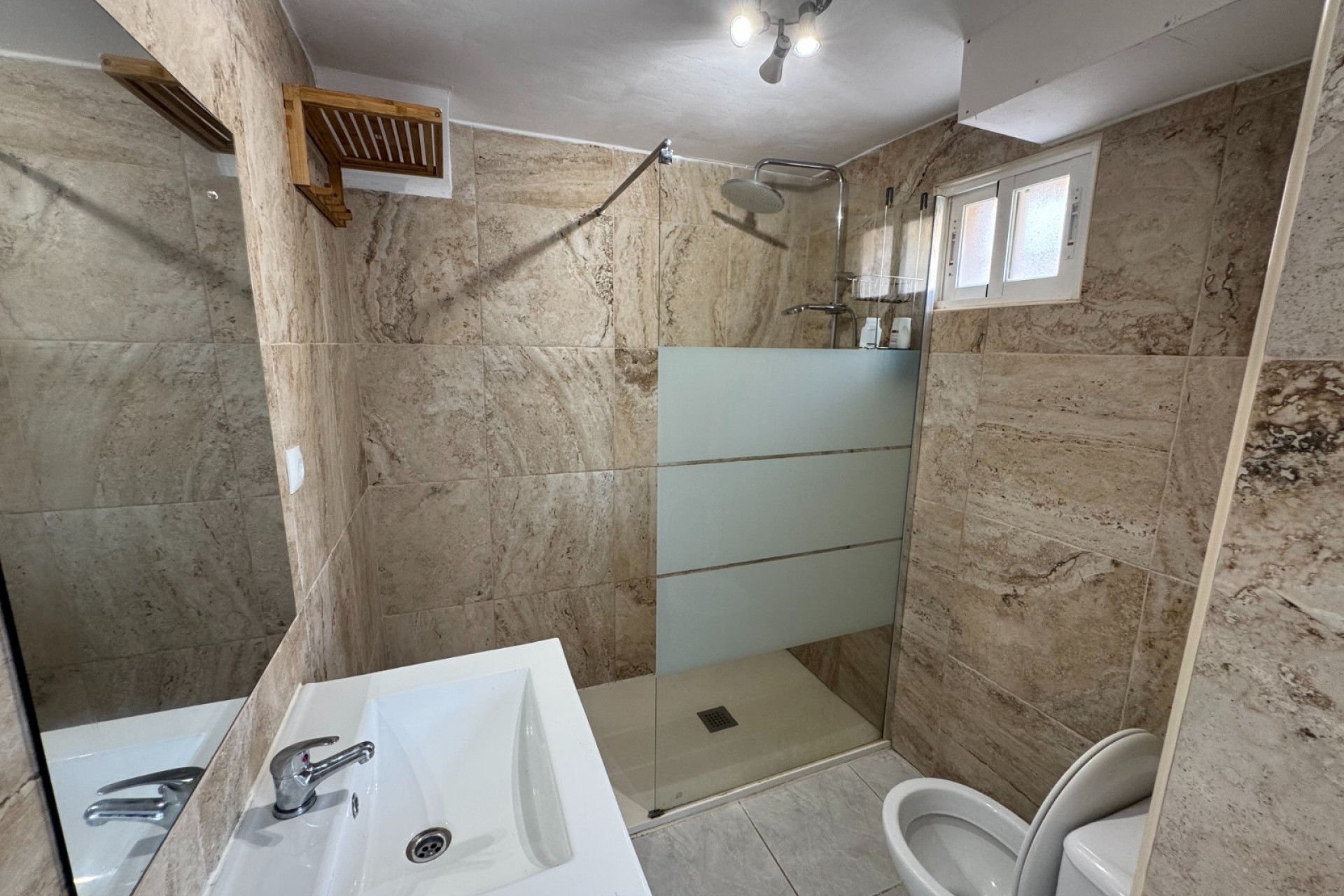 Återförsäljning - Apartment -
San Miguel de Salinas - Inland