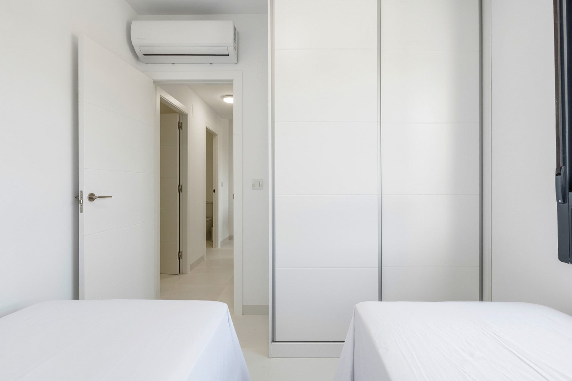 Återförsäljning - Apartment -
San Miguel de Salinas - Inland