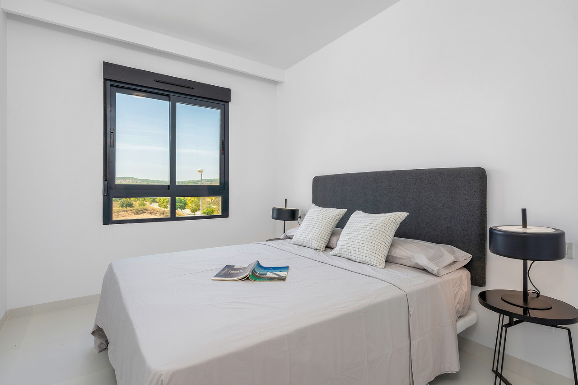 Återförsäljning - Apartment -
San Miguel de Salinas - Inland