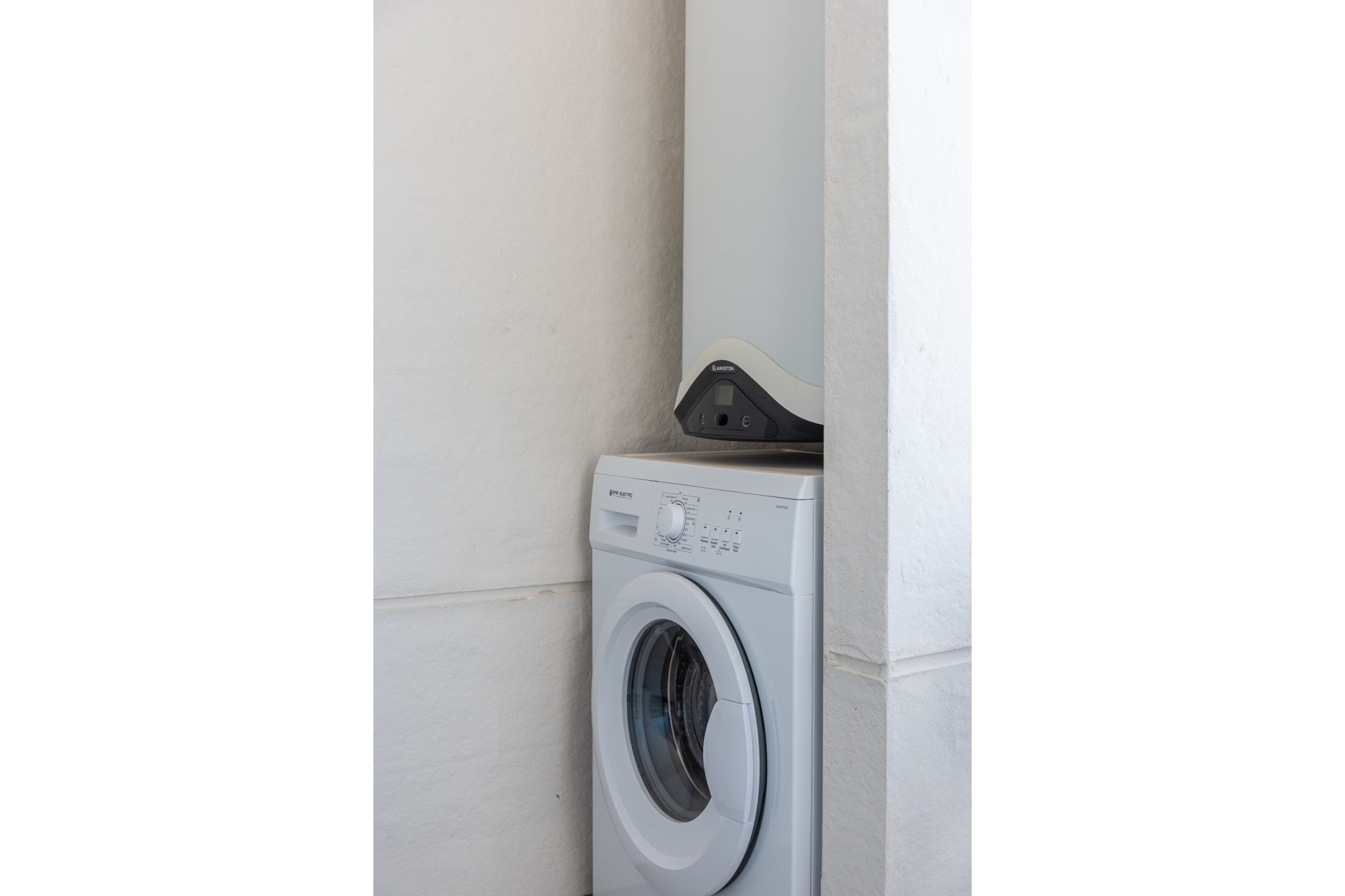 Återförsäljning - Apartment -
San Miguel de Salinas - Inland