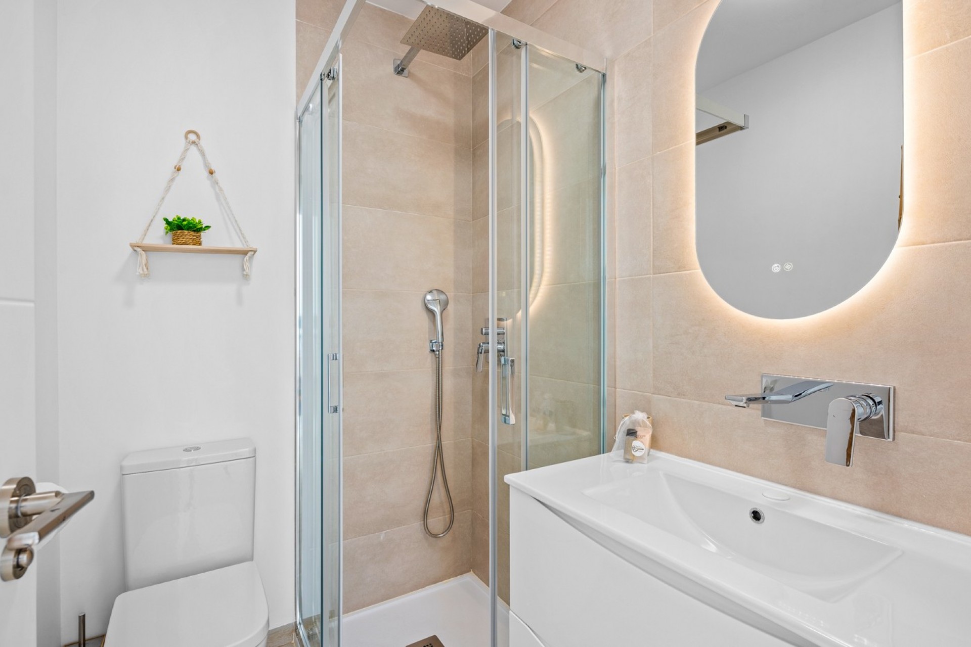 Återförsäljning - Apartment -
San Miguel de Salinas - Inland