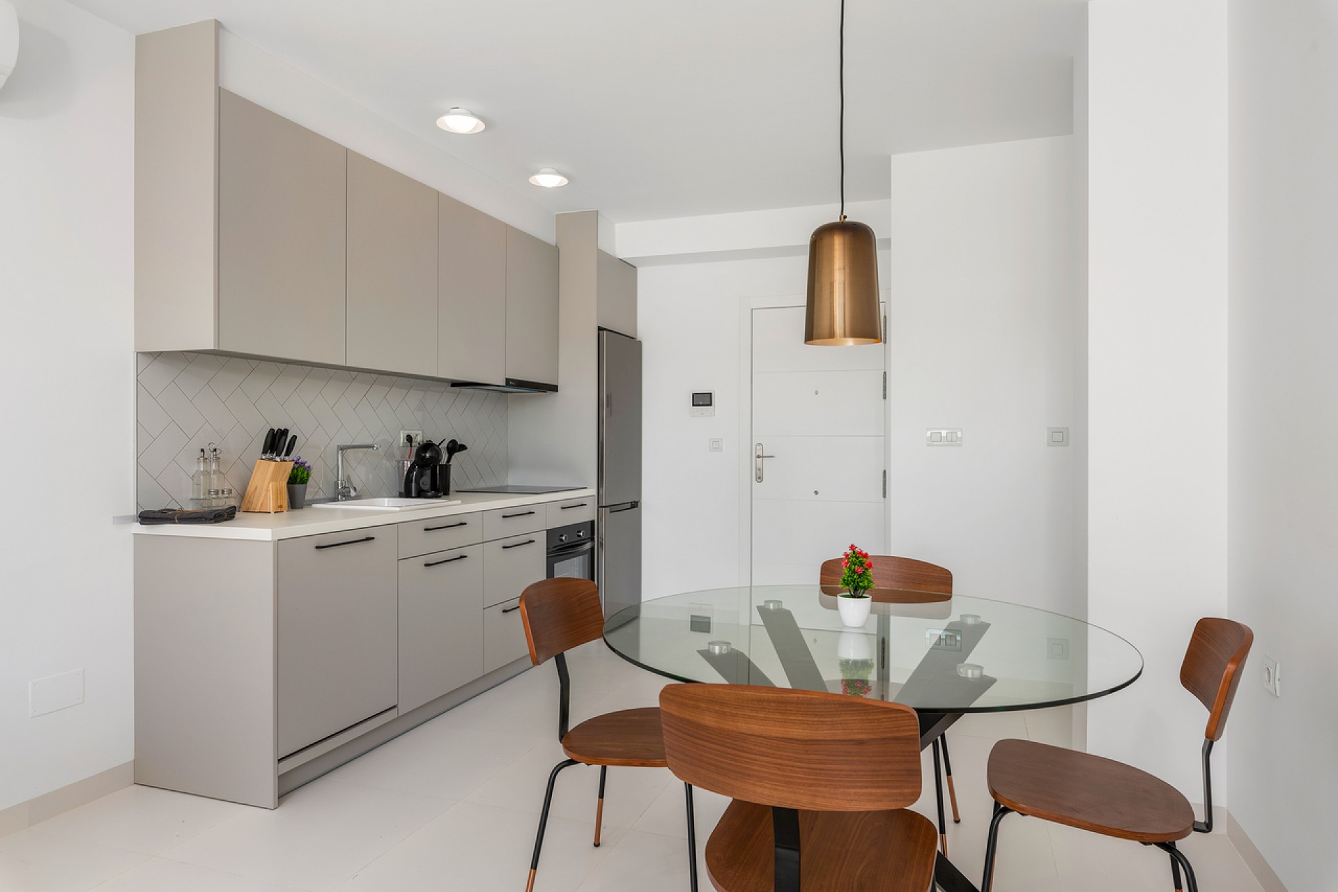 Återförsäljning - Apartment -
San Miguel de Salinas - Inland