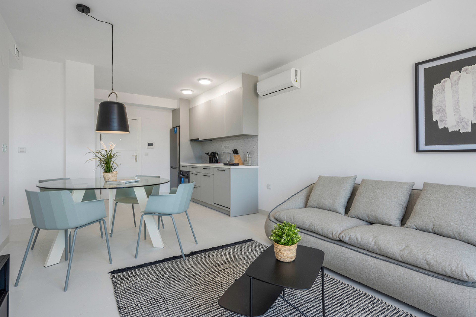 Återförsäljning - Apartment -
San Miguel de Salinas - Inland