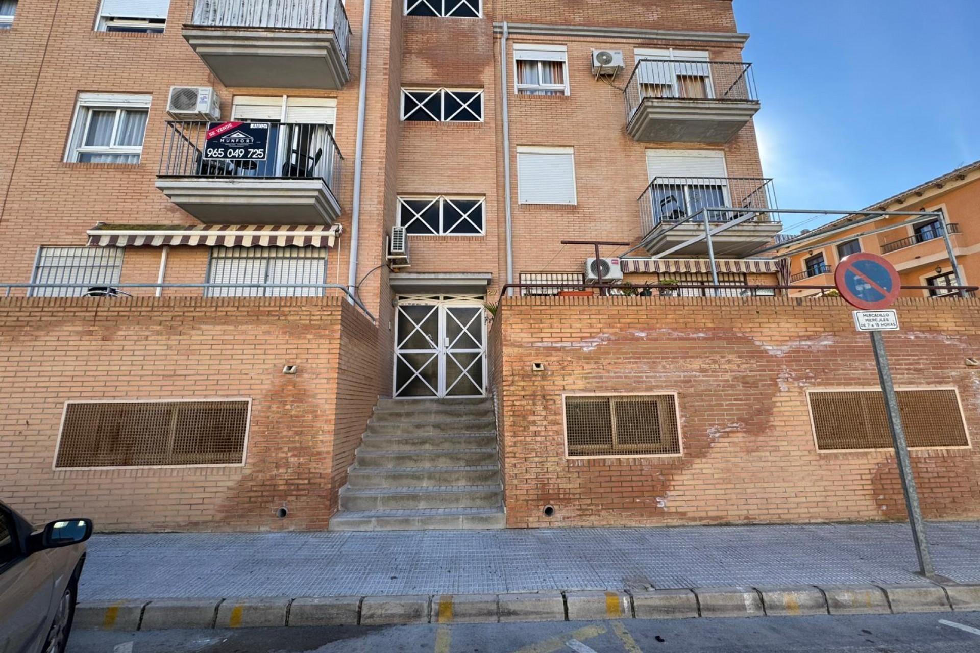 Återförsäljning - Apartment -
San Miguel de Salinas - Inland