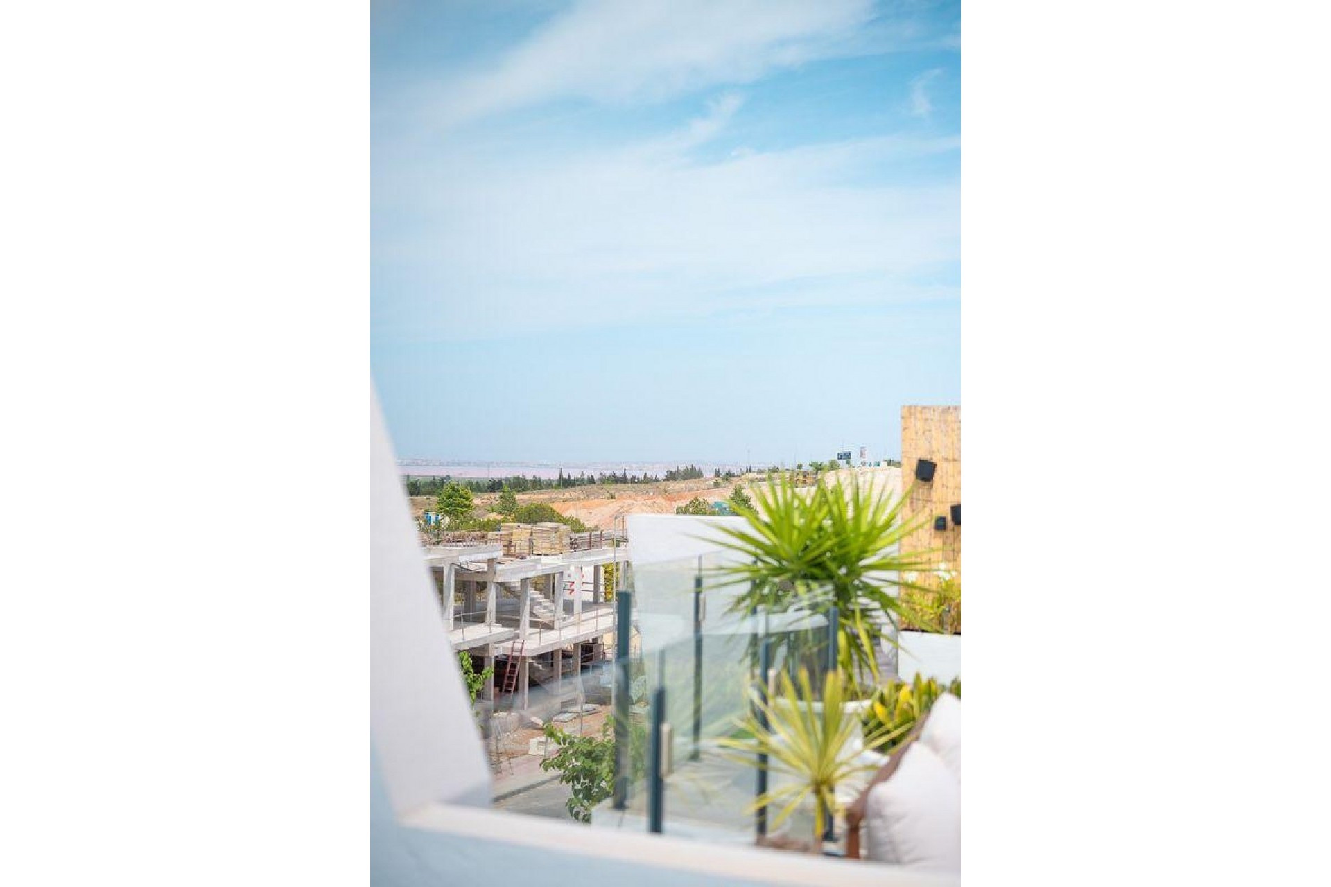 Återförsäljning - Apartment -
San Miguel de Salinas - Inland