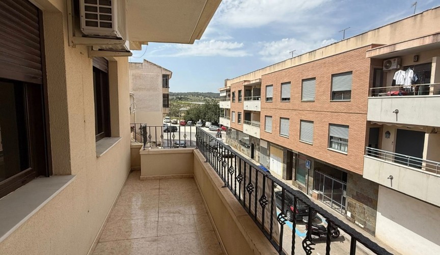 Återförsäljning - Apartment -
San Miguel de Salinas - Inland