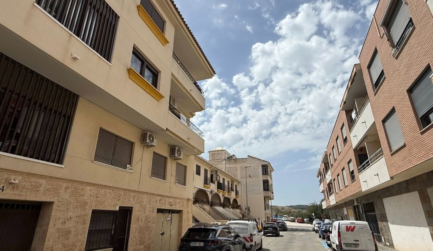 Återförsäljning - Apartment -
San Miguel de Salinas - Inland