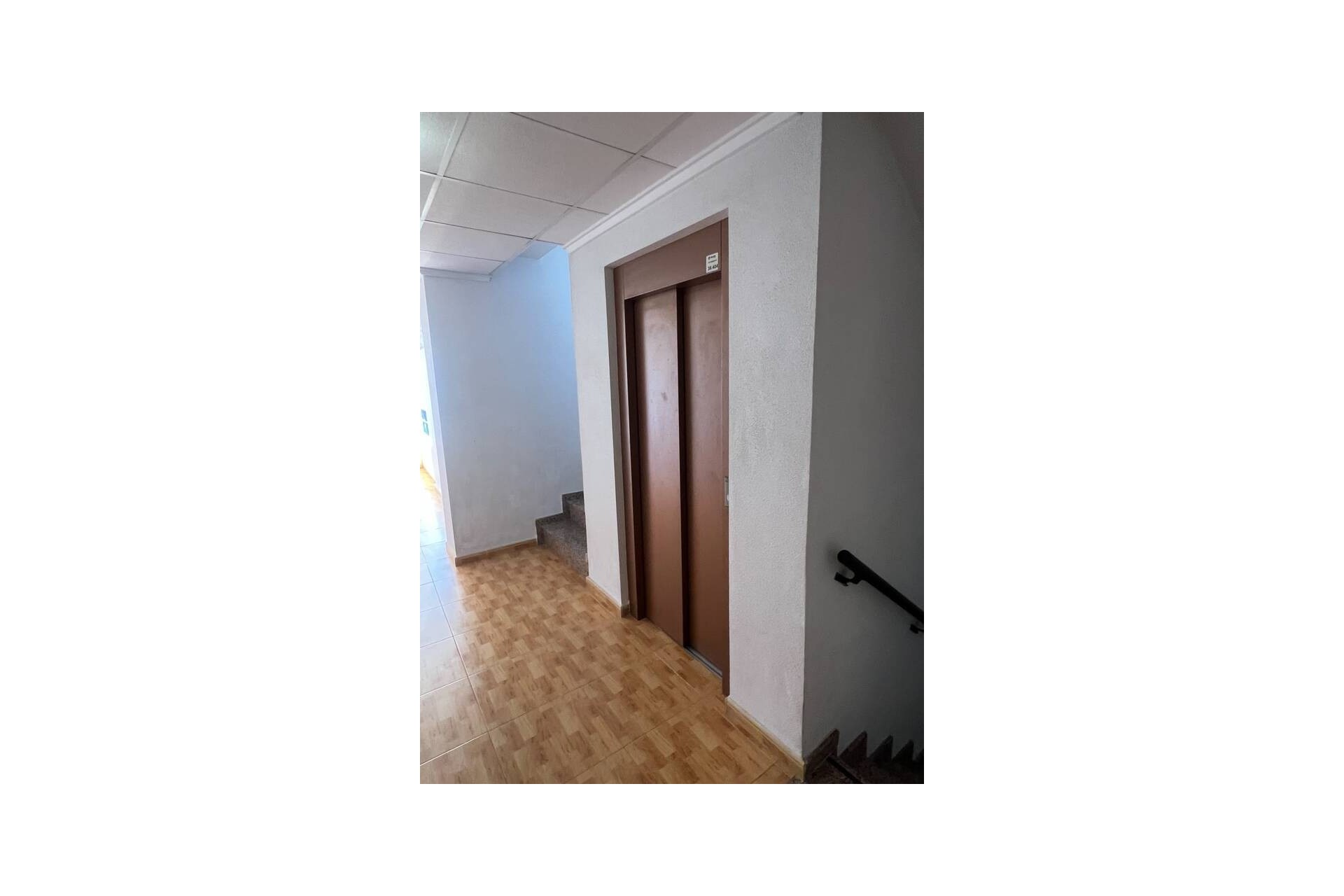 Återförsäljning - Apartment -
San Miguel de Salinas - Inland