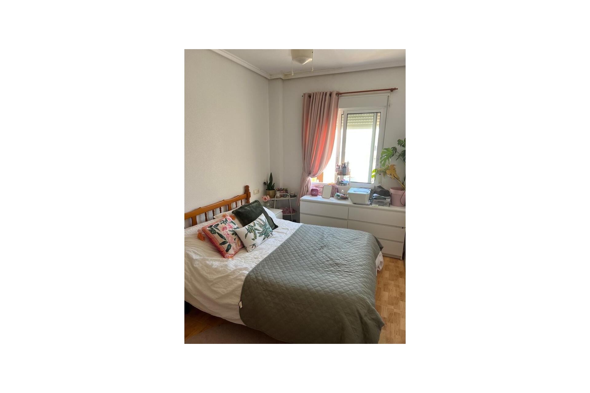 Återförsäljning - Apartment -
San Miguel de Salinas - Inland