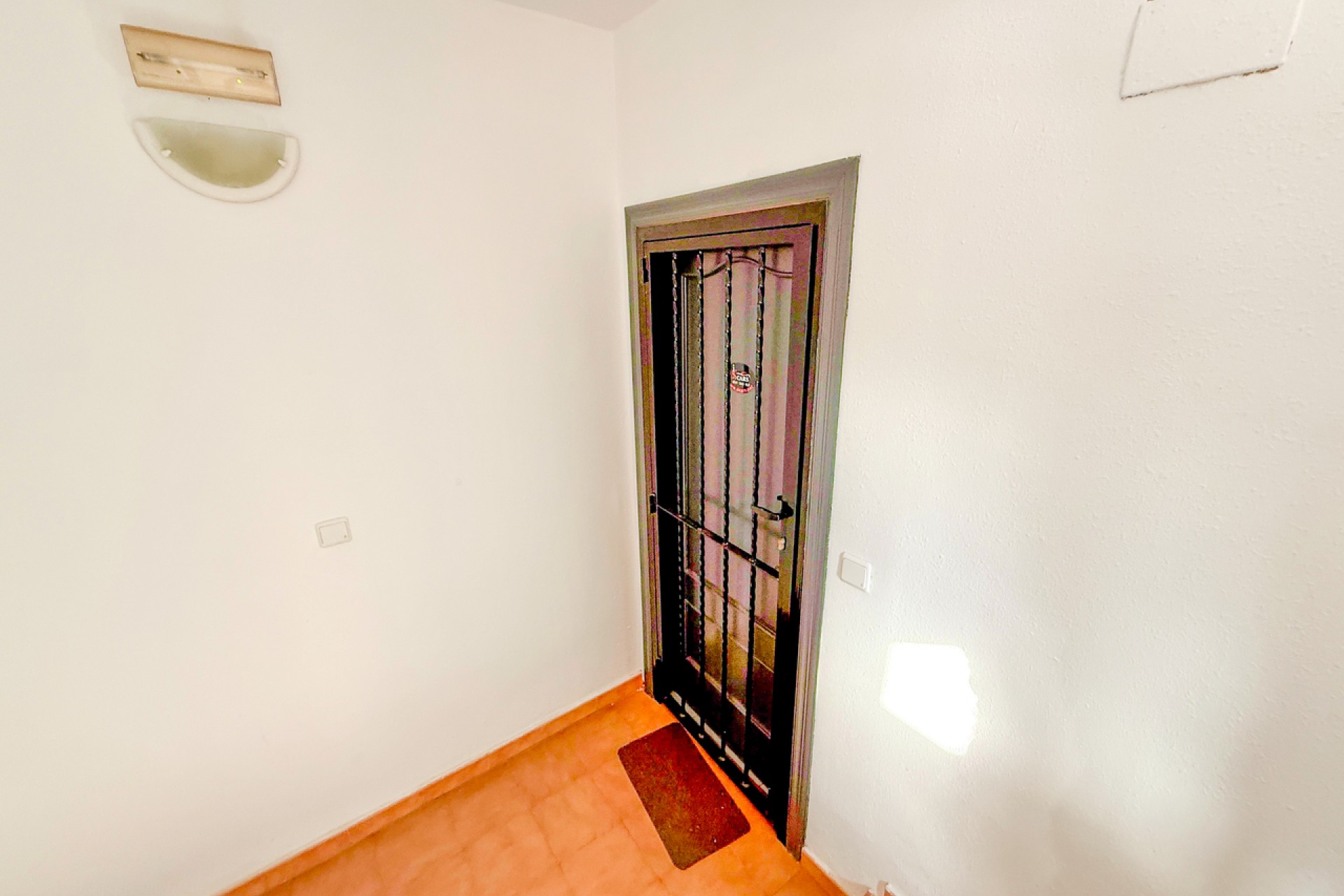 Återförsäljning - Apartment -
San Miguel de Salinas - Inland