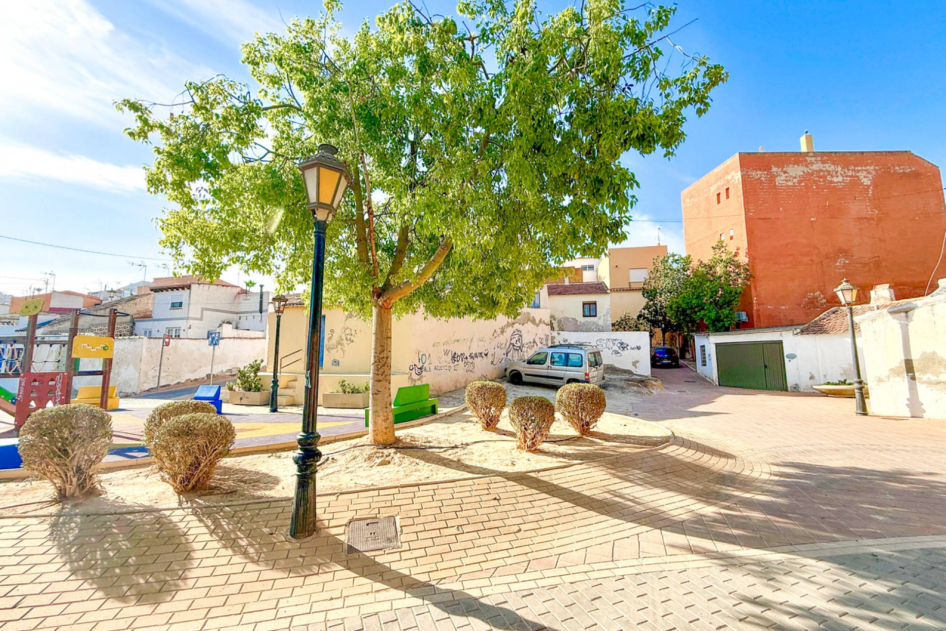 Återförsäljning - Apartment -
San Miguel de Salinas - Inland