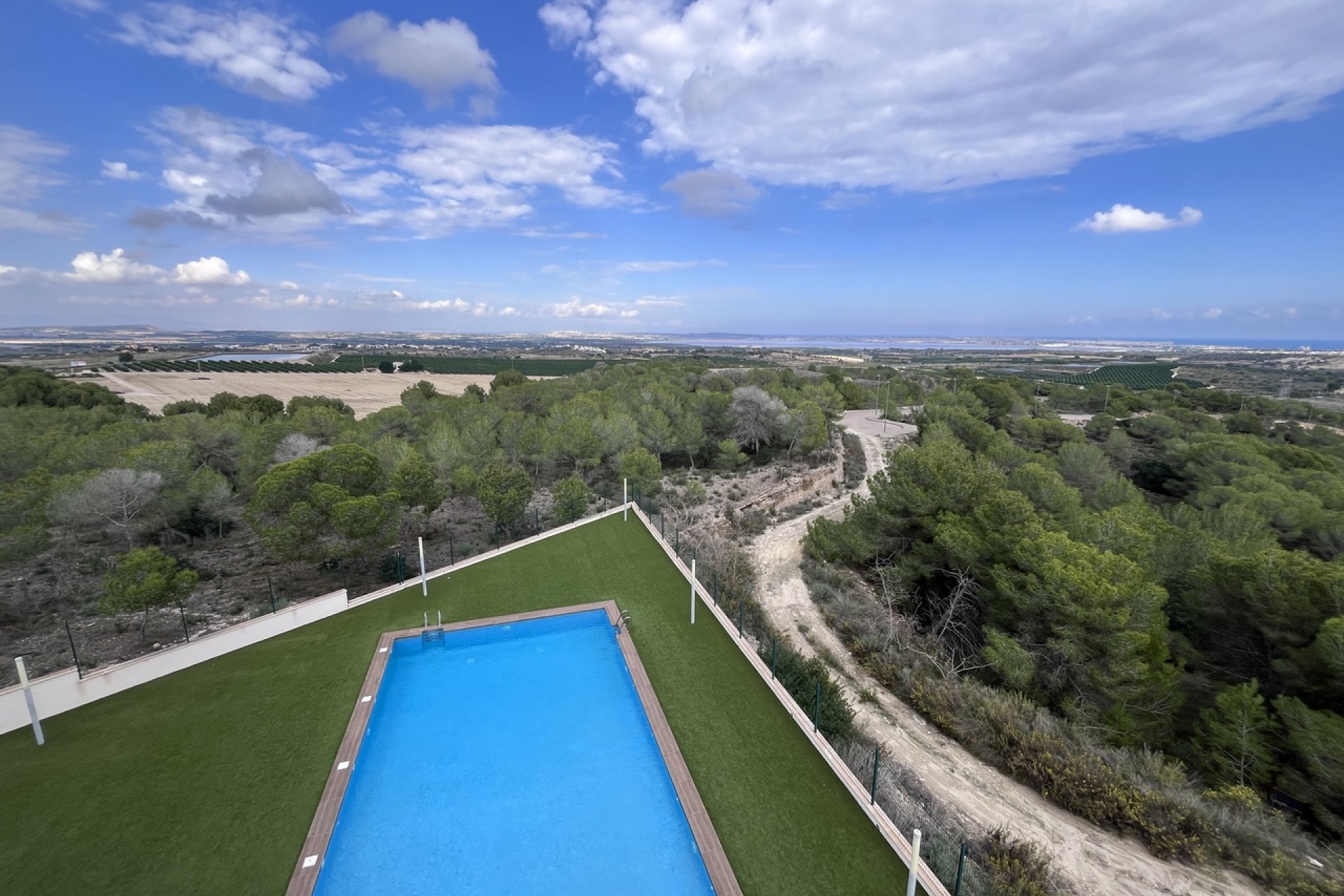 Återförsäljning - Apartment -
San Miguel de Salinas - Inland