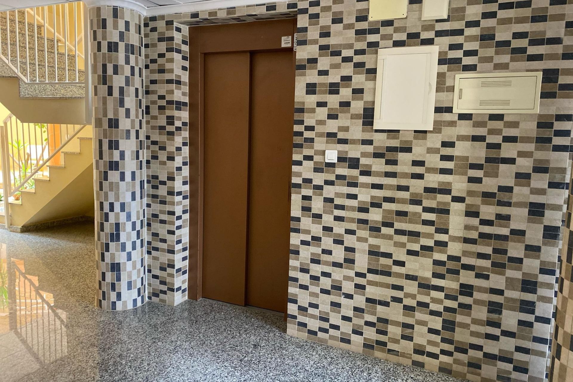 Återförsäljning - Apartment -
San Miguel de Salinas - Pueblo 9