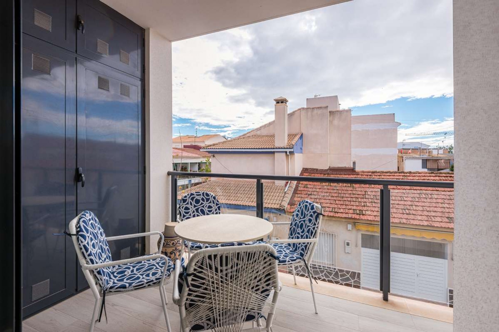 Återförsäljning - Apartment -
Torre de la Horadada - Costa Blanca