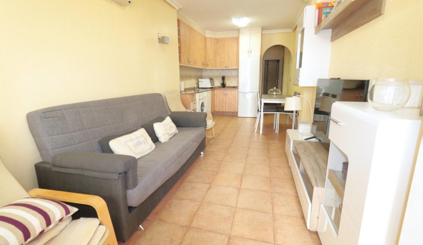 Återförsäljning - Apartment -
Torrevieja - Acequion