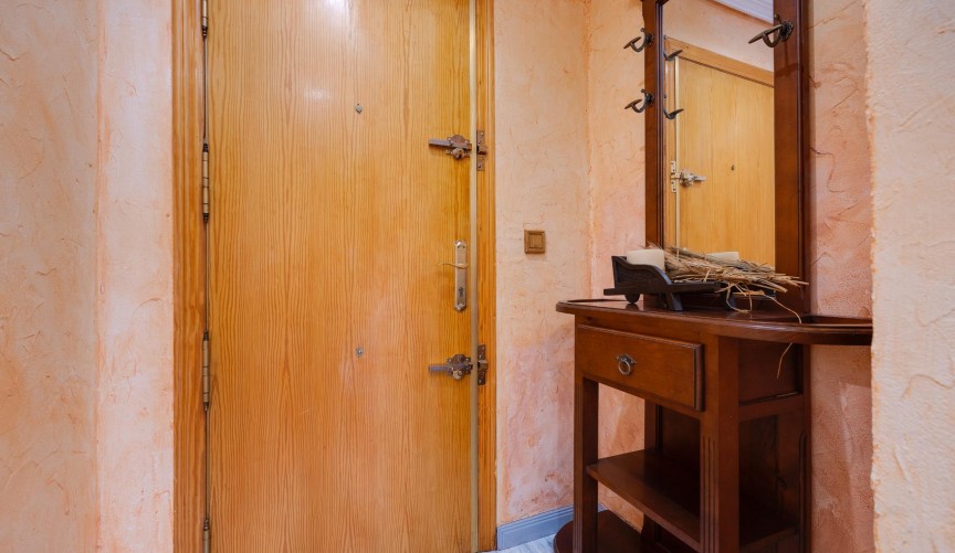 Återförsäljning - Apartment -
Torrevieja - Acequion