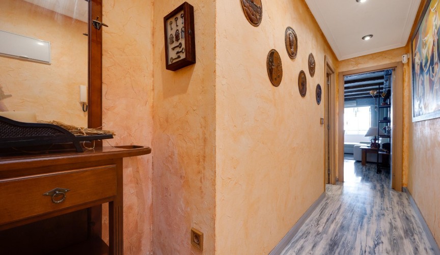 Återförsäljning - Apartment -
Torrevieja - Acequion