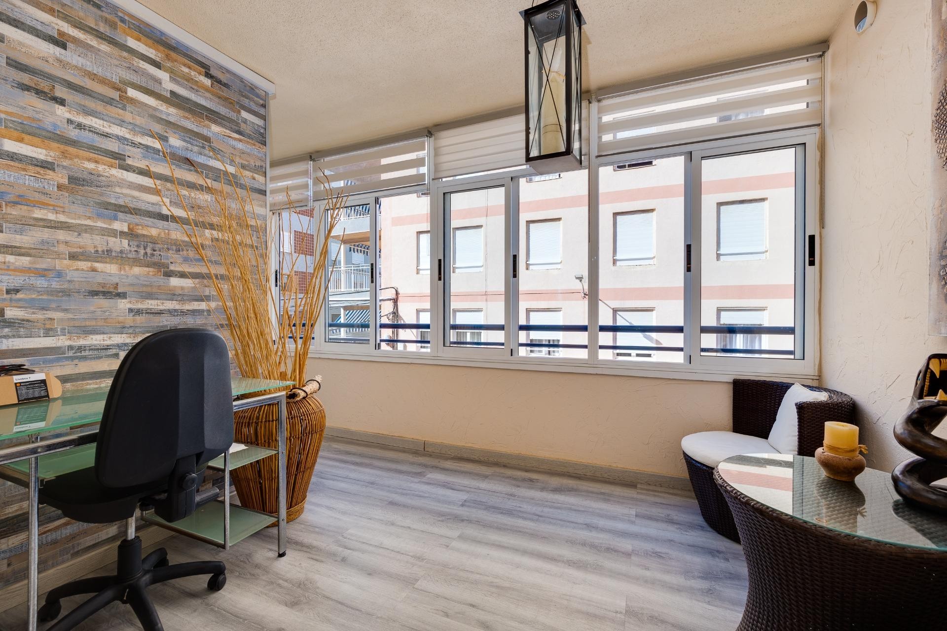 Återförsäljning - Apartment -
Torrevieja - Acequion