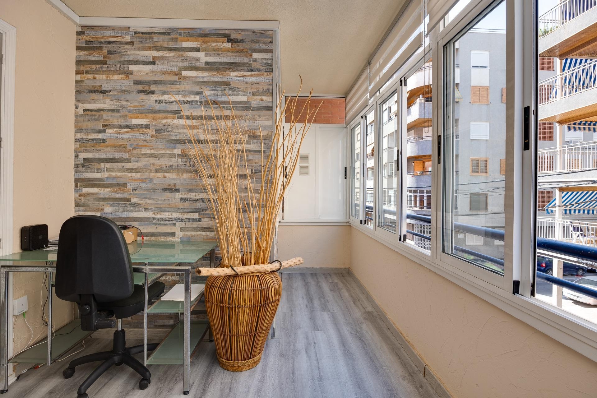 Återförsäljning - Apartment -
Torrevieja - Acequion