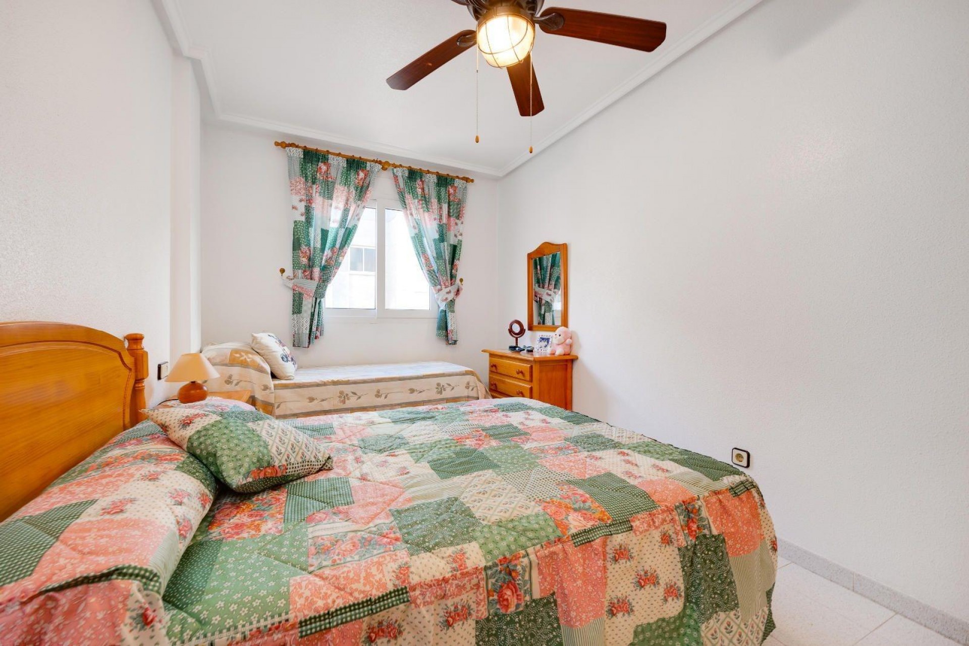 Återförsäljning - Apartment -
Torrevieja - Acequion