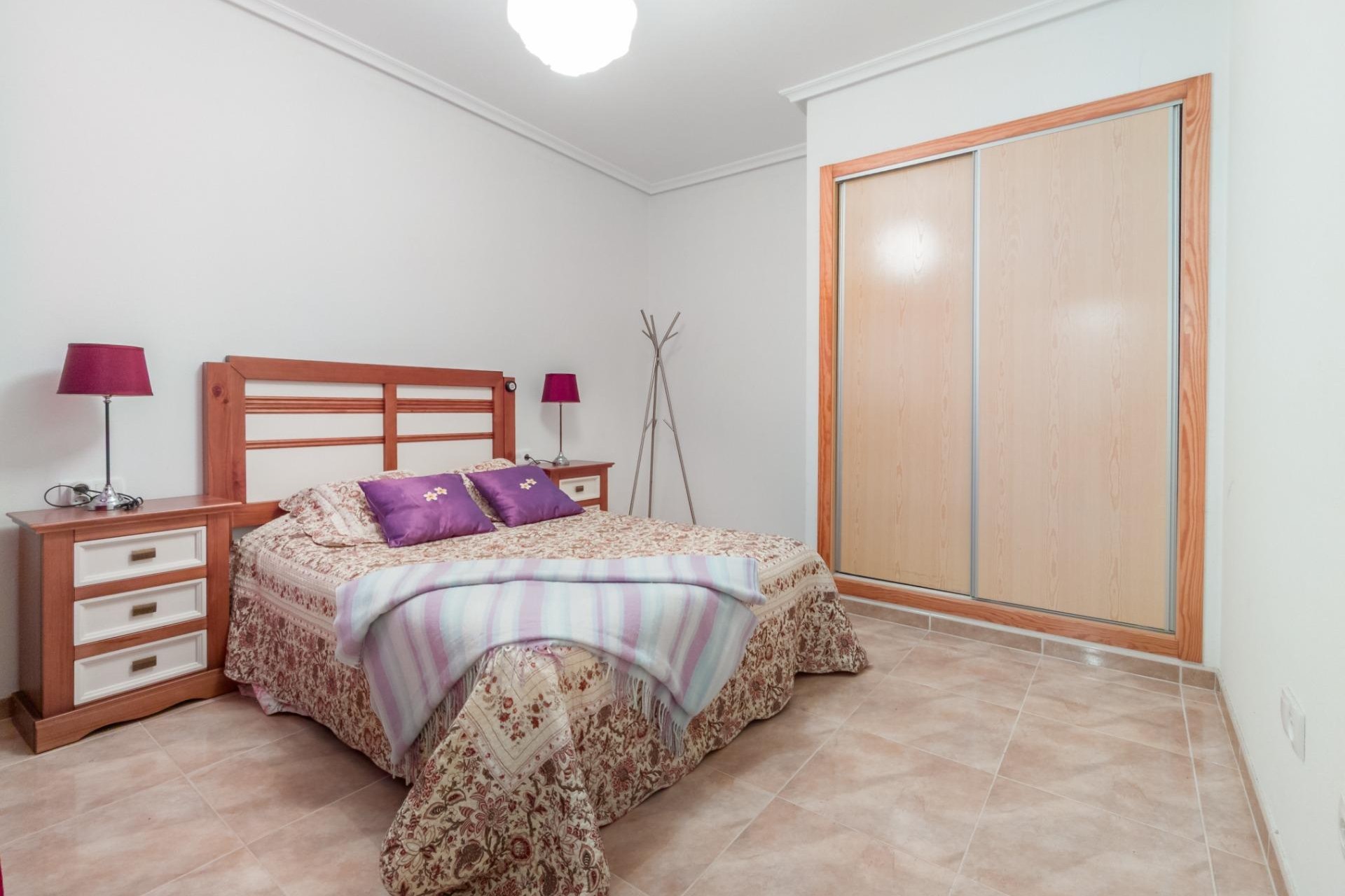 Återförsäljning - Apartment -
Torrevieja - Acequion