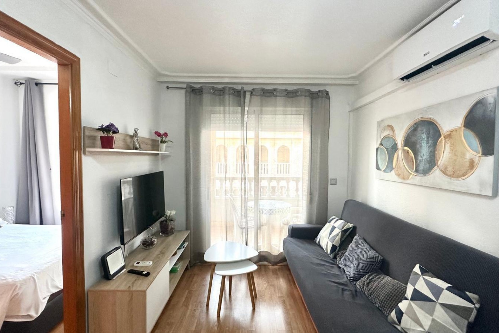 Återförsäljning - Apartment -
Torrevieja - Acequion