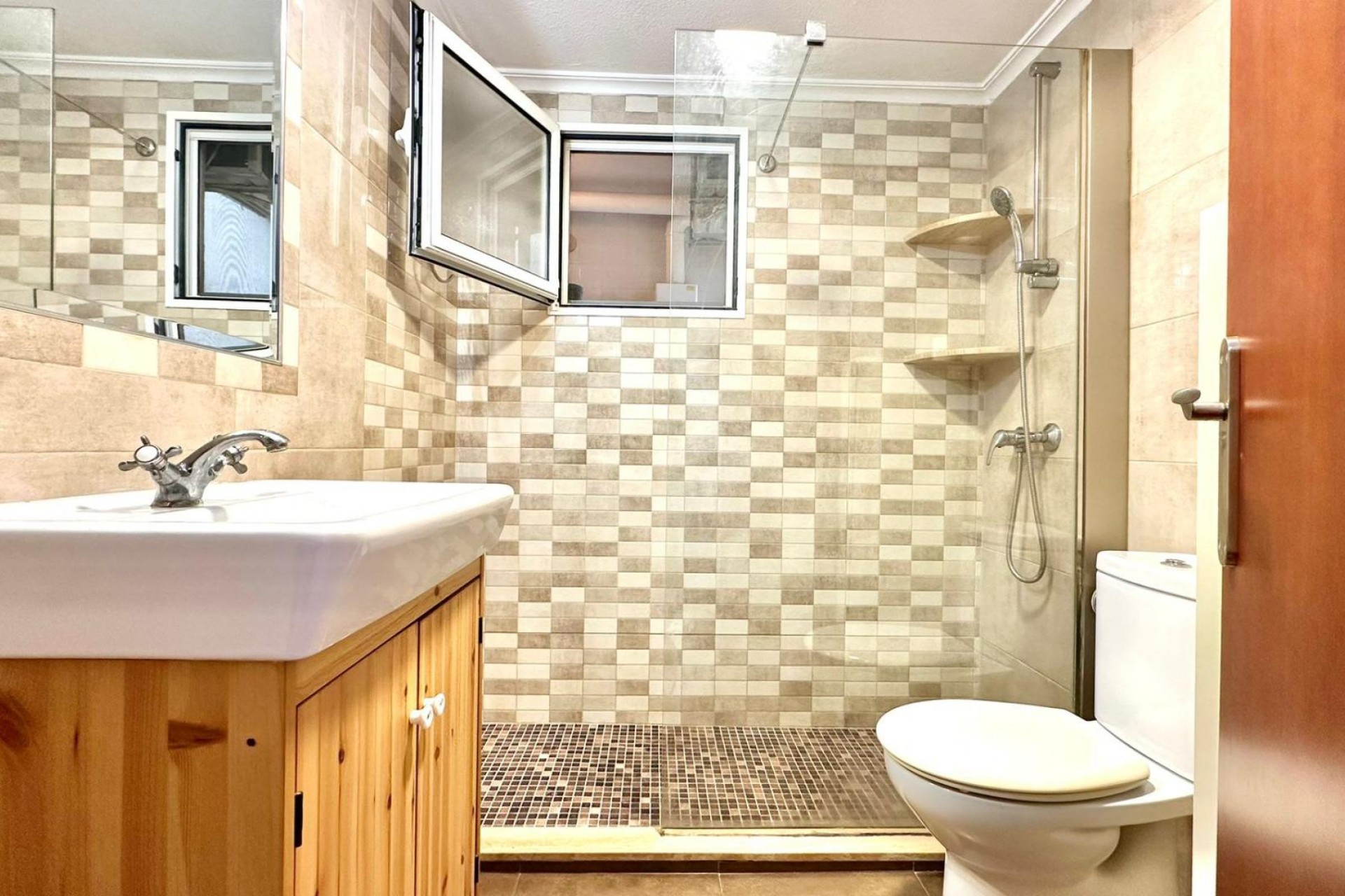 Återförsäljning - Apartment -
Torrevieja - Acequion