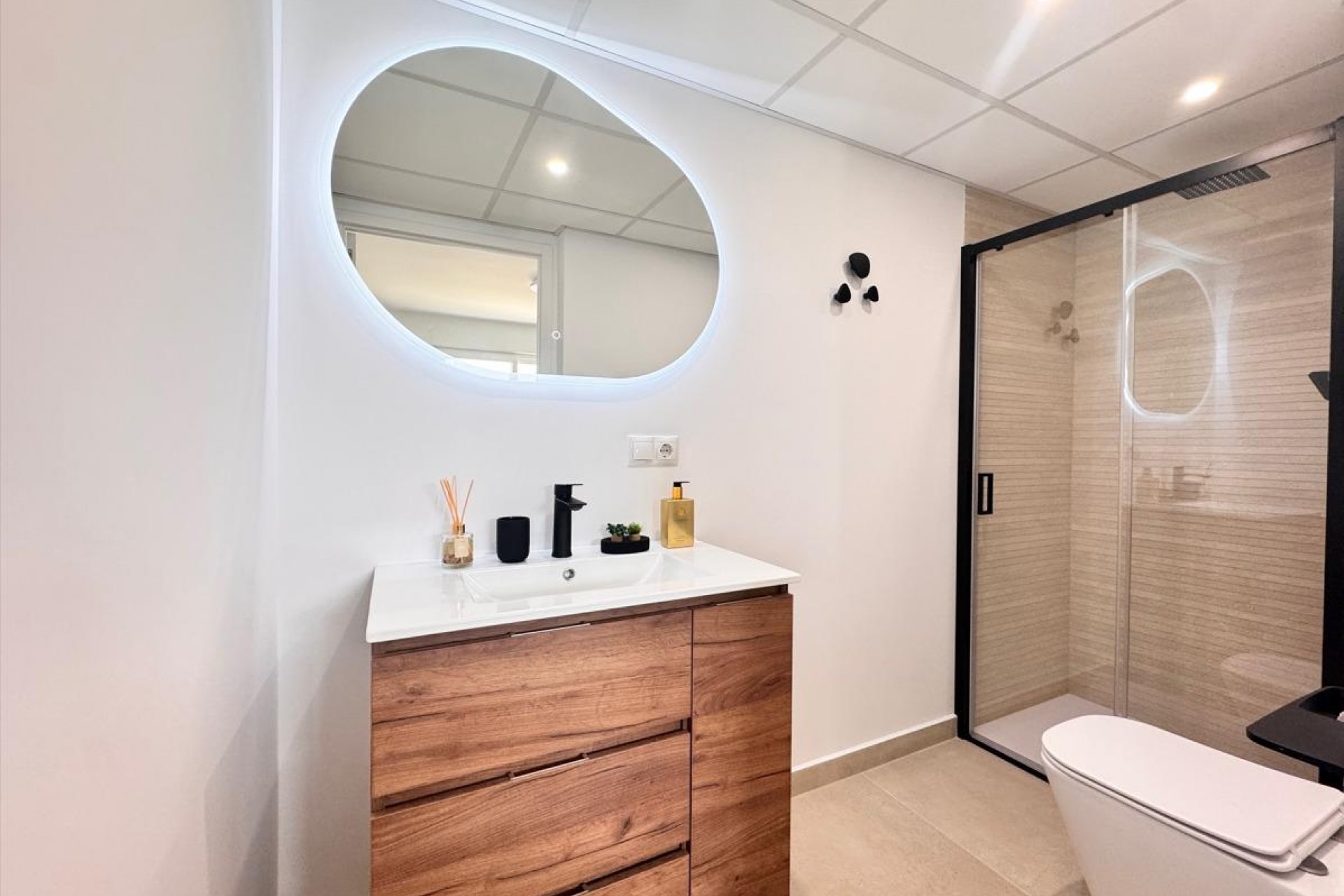 Återförsäljning - Apartment -
Torrevieja - Acequion