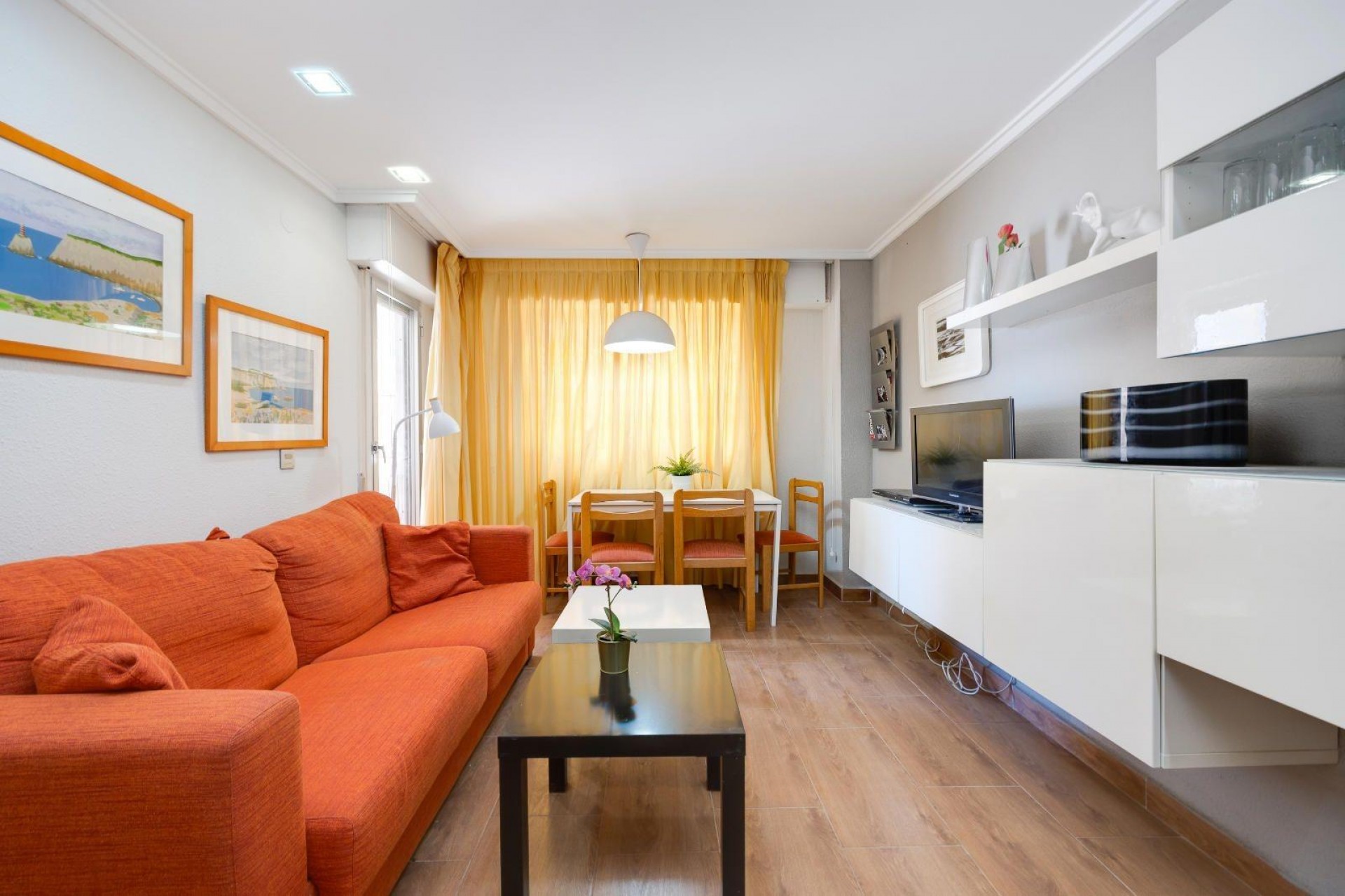Återförsäljning - Apartment -
Torrevieja - Acequion