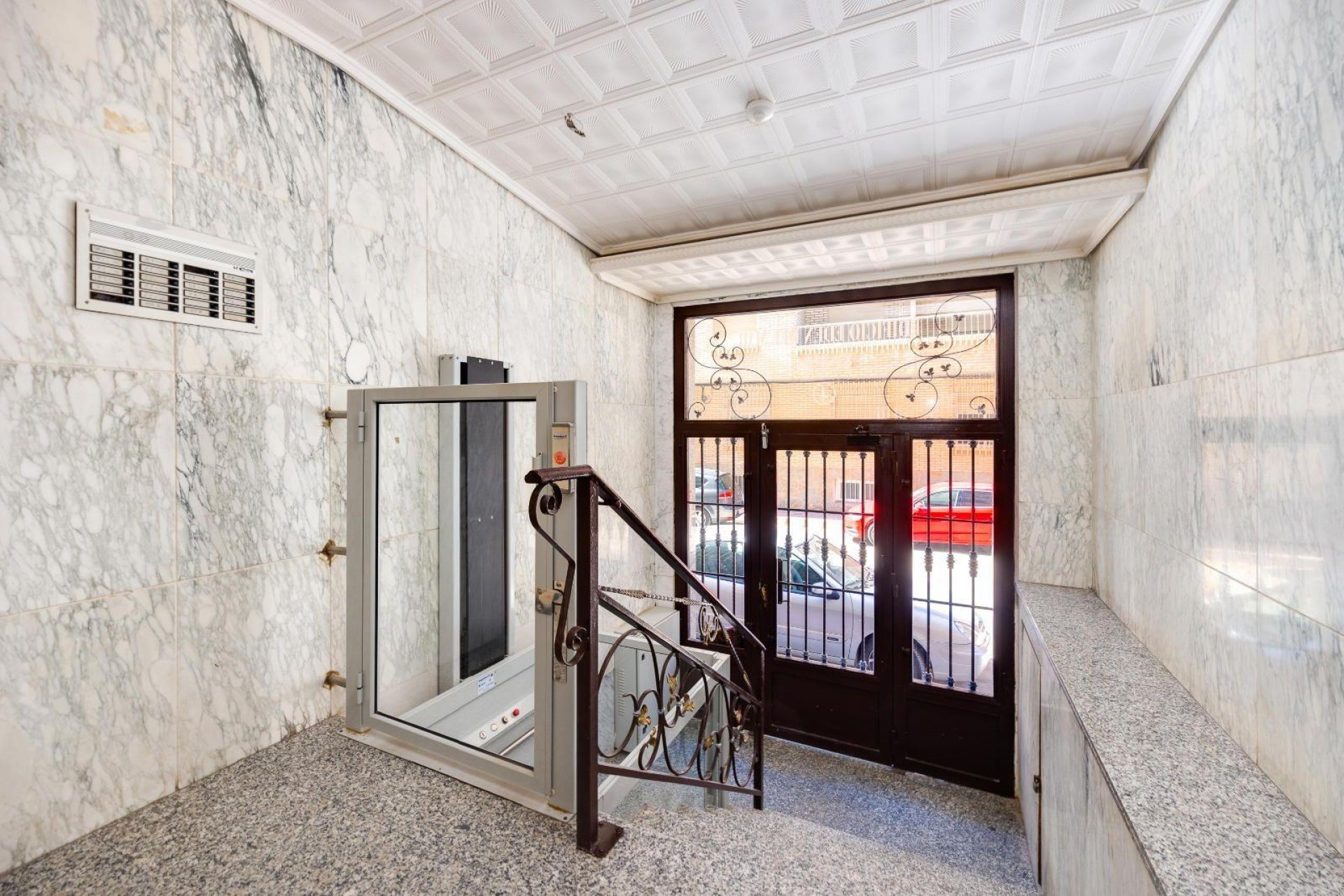 Återförsäljning - Apartment -
Torrevieja - Acequion