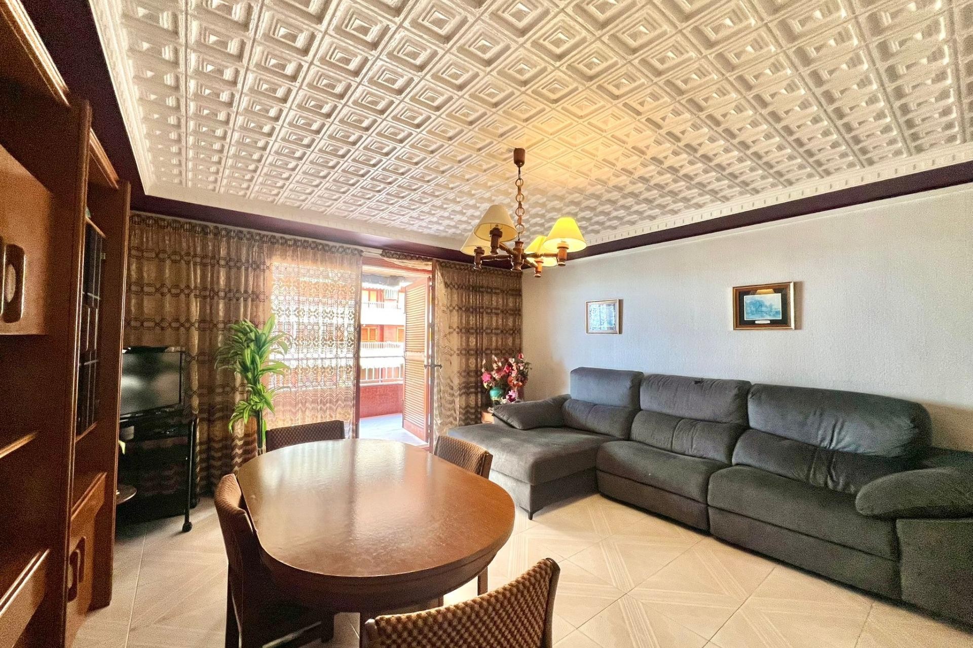 Återförsäljning - Apartment -
Torrevieja - Acequion