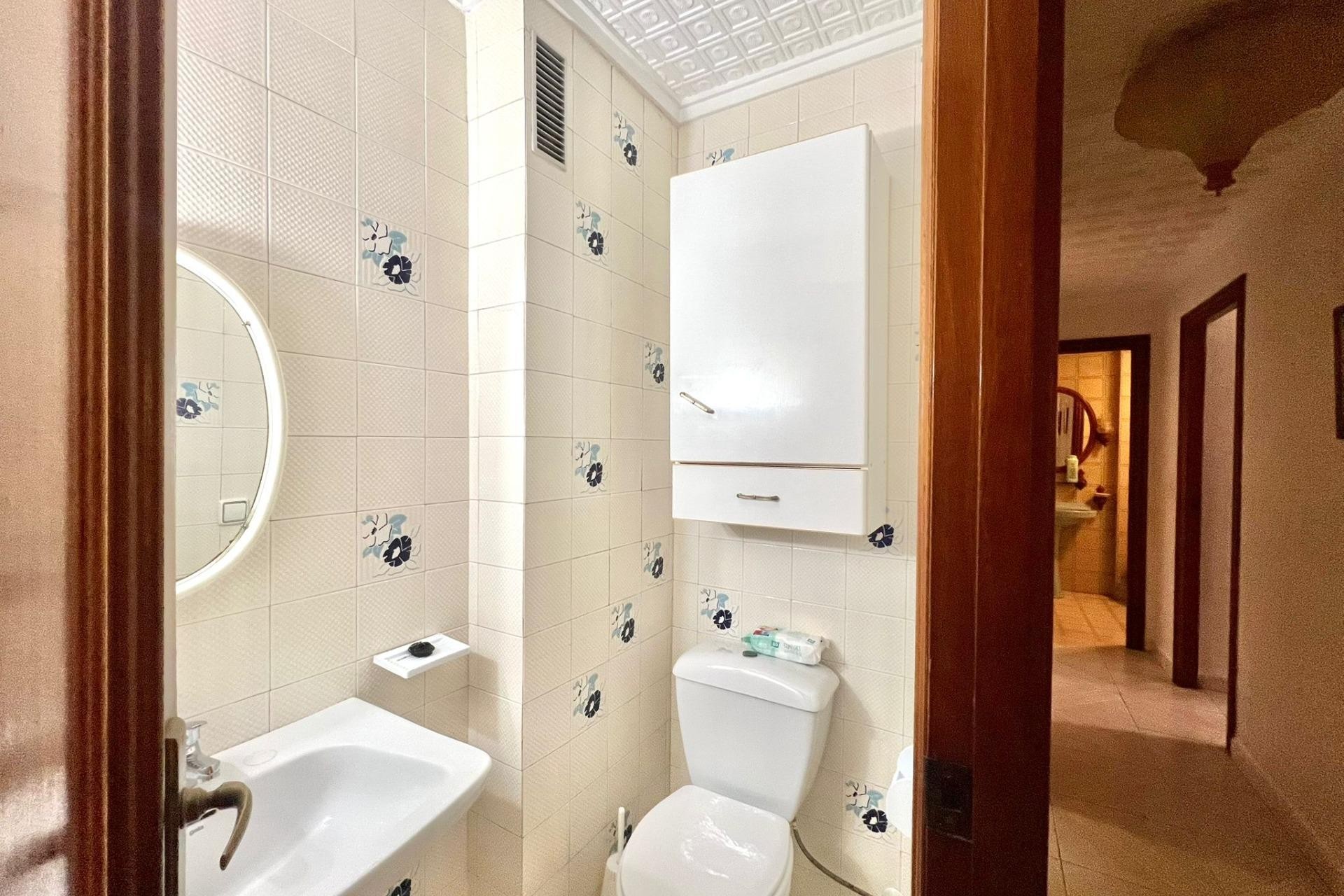 Återförsäljning - Apartment -
Torrevieja - Acequion