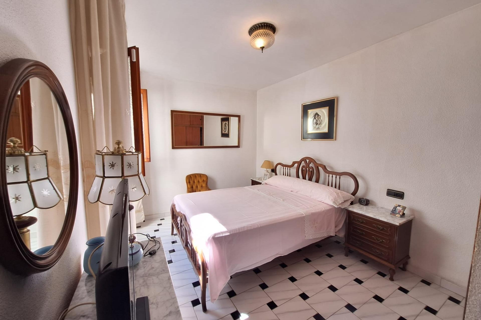 Återförsäljning - Apartment -
Torrevieja - Acequion