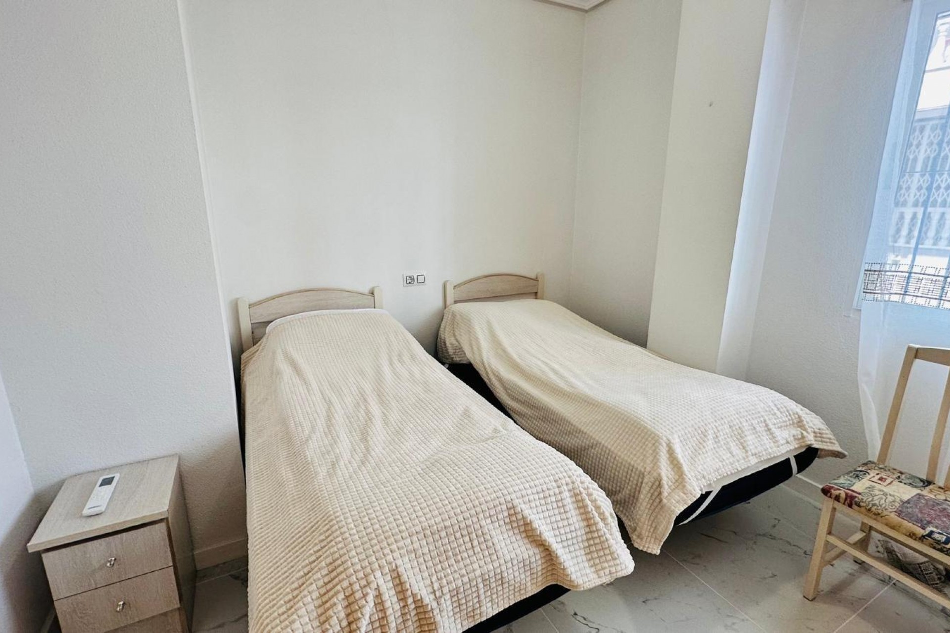 Återförsäljning - Apartment -
Torrevieja - Acequion