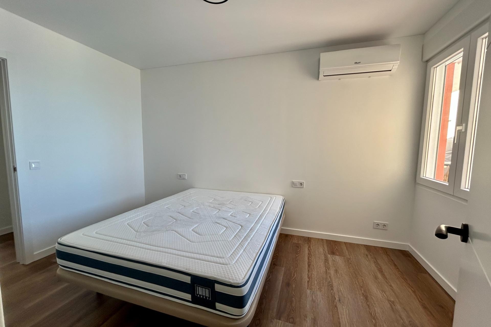 Återförsäljning - Apartment -
Torrevieja - Acequion
