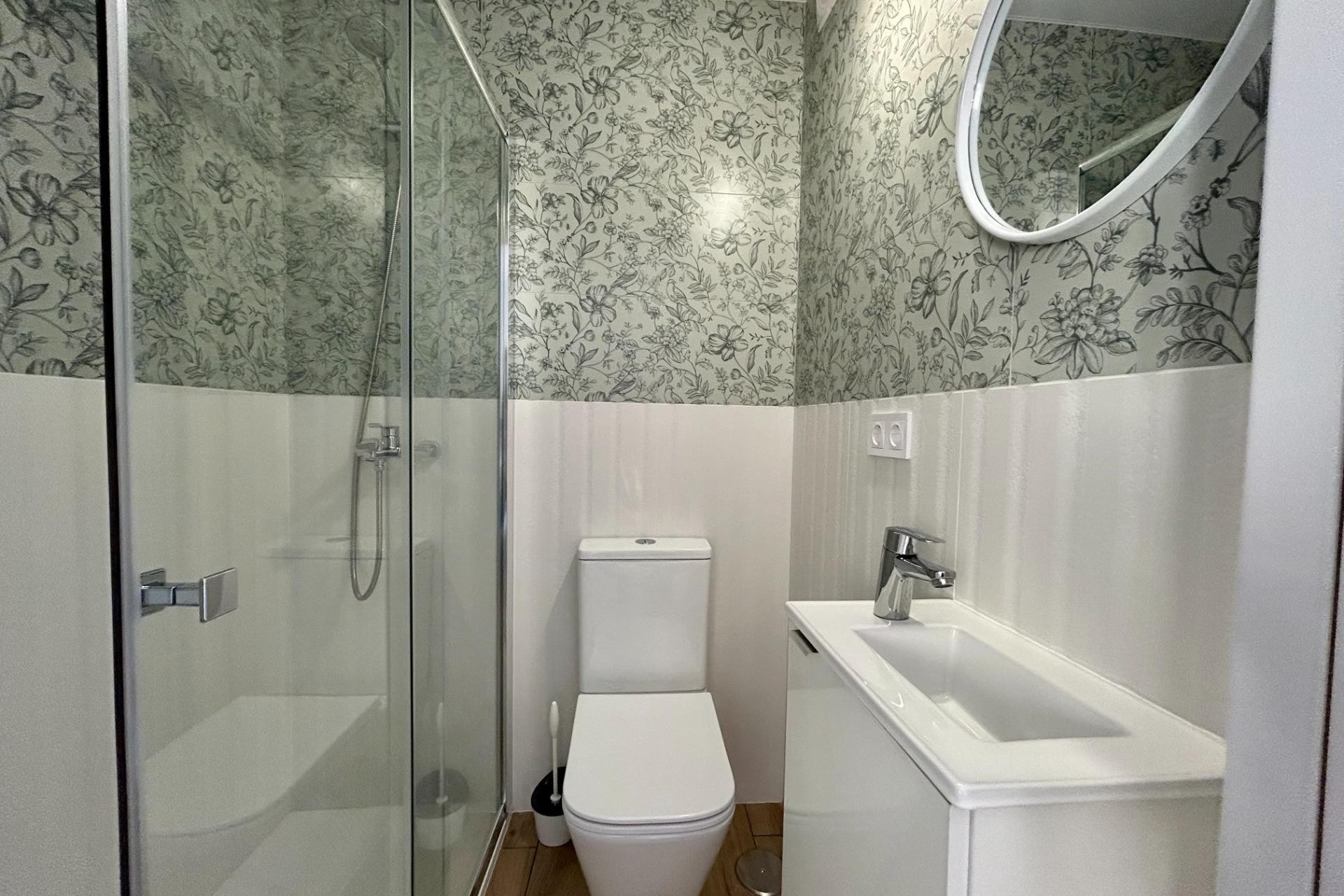 Återförsäljning - Apartment -
Torrevieja - Acequion