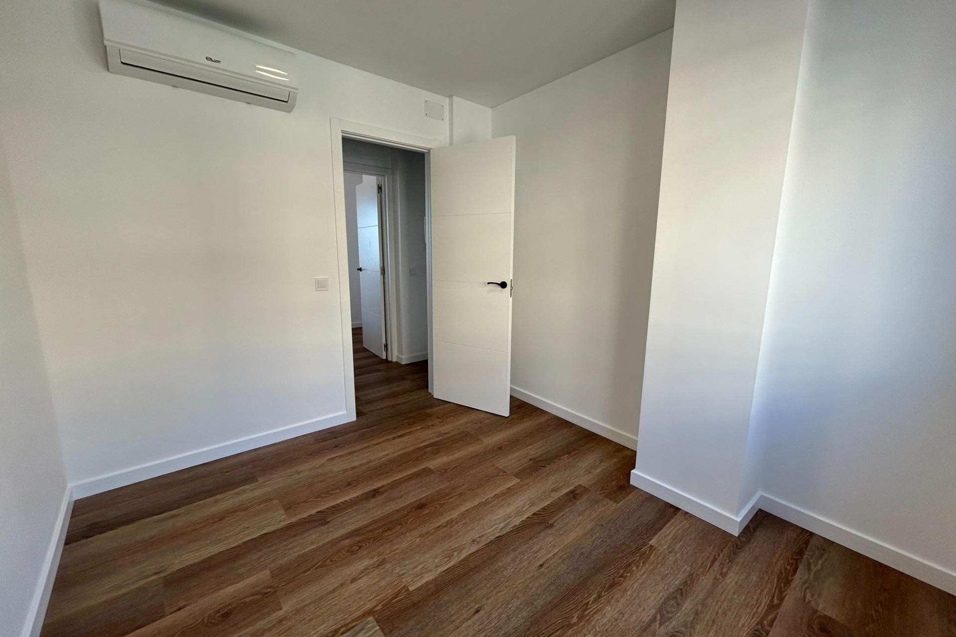 Återförsäljning - Apartment -
Torrevieja - Acequion
