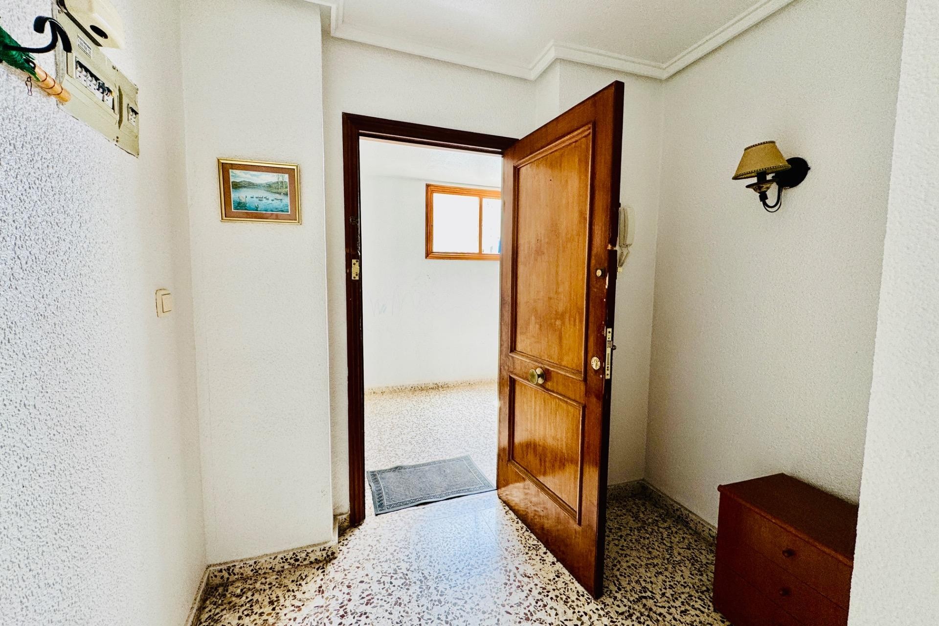 Återförsäljning - Apartment -
Torrevieja - Acequion