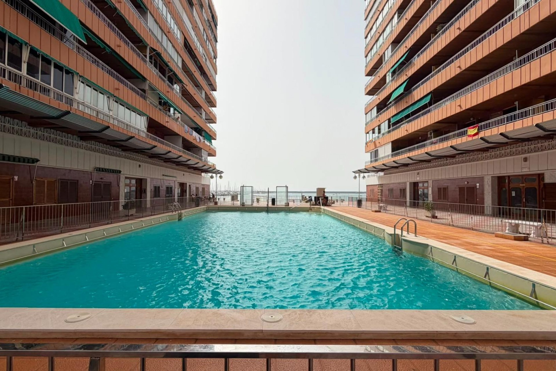 Återförsäljning - Apartment -
Torrevieja - Acequion