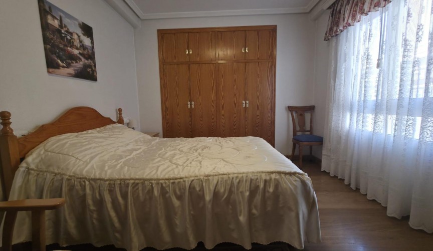 Återförsäljning - Apartment -
Torrevieja - Acequion