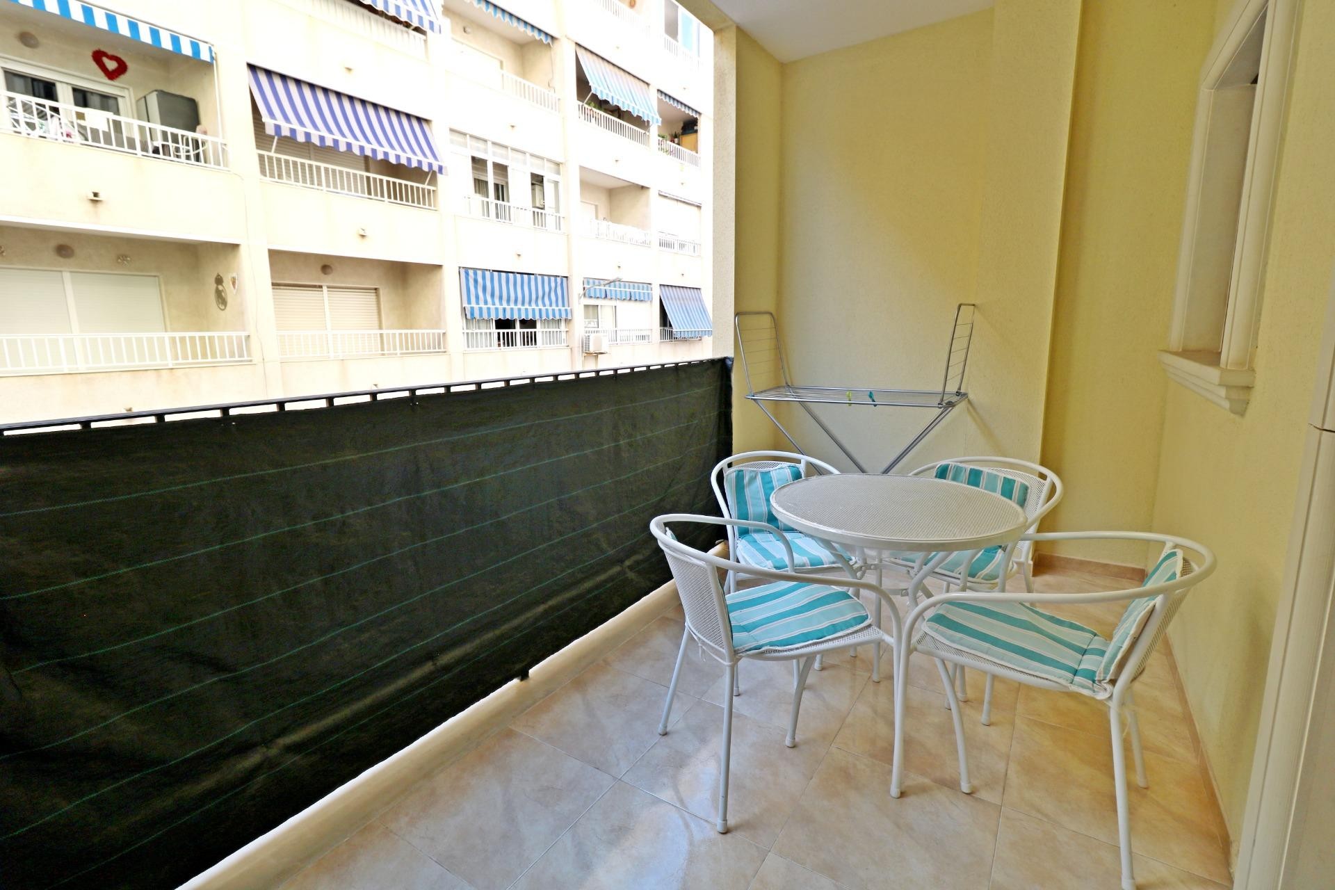 Återförsäljning - Apartment -
Torrevieja - Acequion
