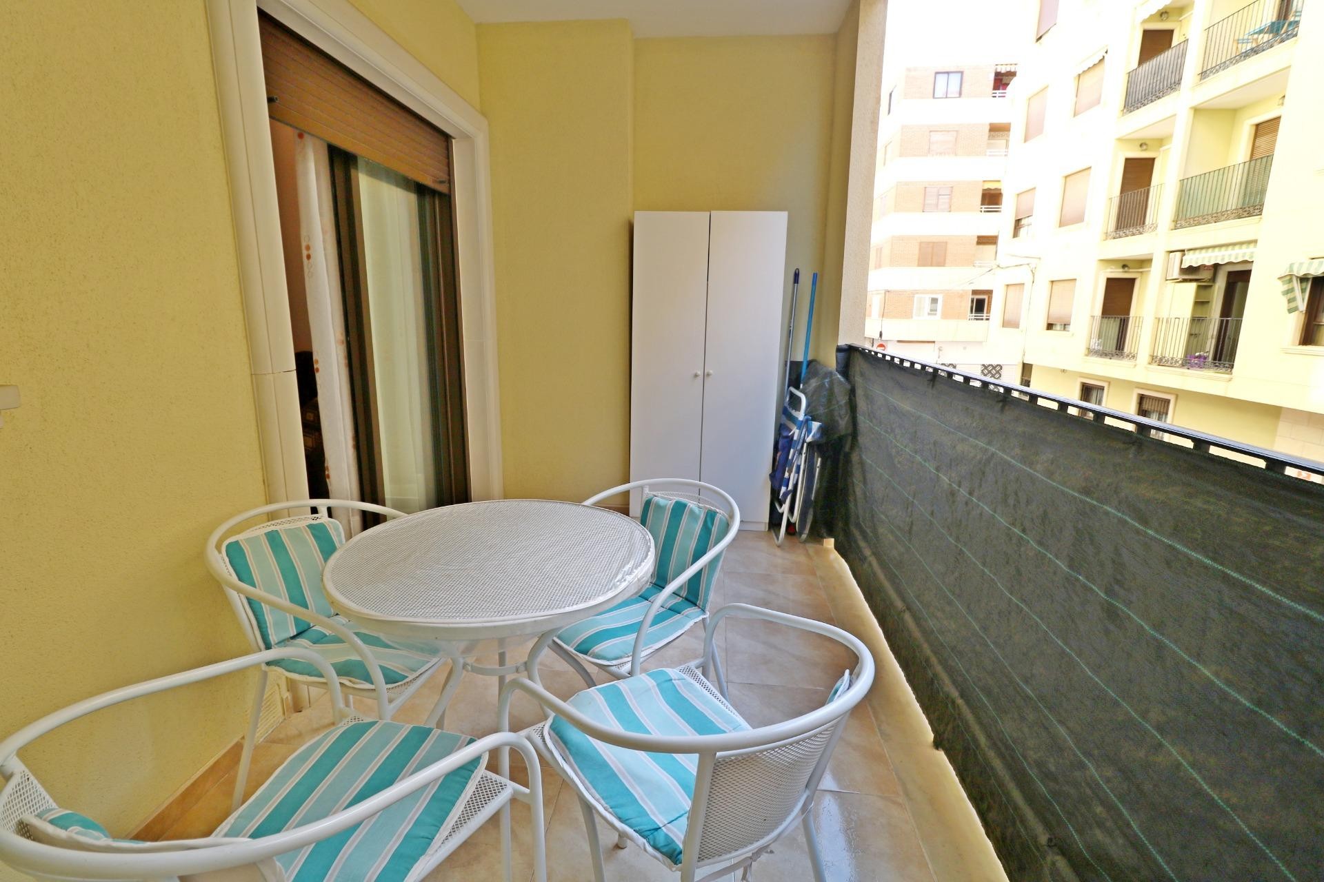 Återförsäljning - Apartment -
Torrevieja - Acequion